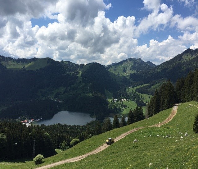 Hoch über dem Spitzingsee